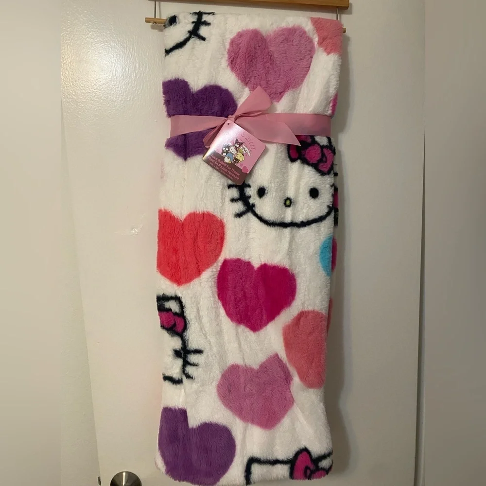 Hello Kitty Valentines Day Faux Rabbit Fur Throw